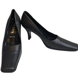 Prada Gray Leather Pumps Heels Square Toe Womens 36.5 EU 7 Italy Work Career